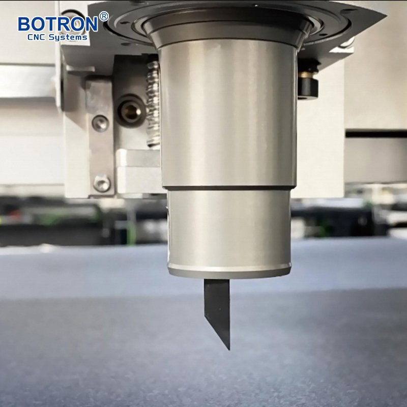 Auto Industrial Fabric Cutter Automatic Cloth Cutting Machine for Textile & Apparel Industries - Image 4